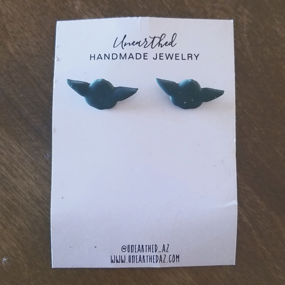Unearthed Yoda Earrings NEW